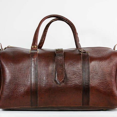 best gym bag  , small gym bag  , personalised gifts for men , leather store  , top grain leather , best groomsmen gifts  , leather belt bag , unique groomsmen gifts , leather bags for women , 